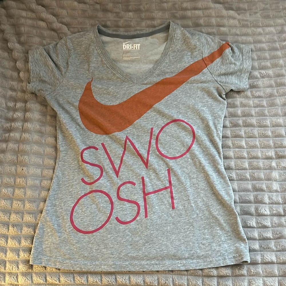 Nike slim fit V-neck T-shirt